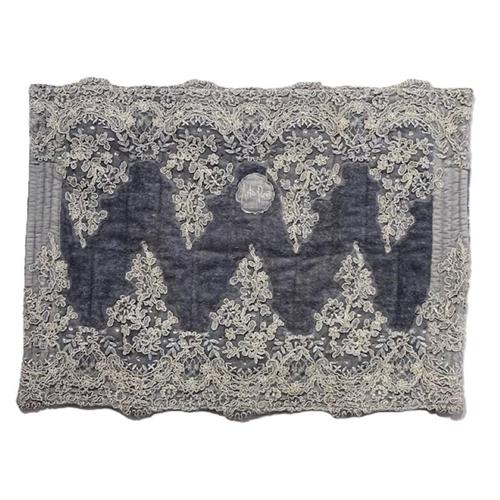 Tappeto in spugna con pizzo elegante e cristalli Respiro old Arte Pura