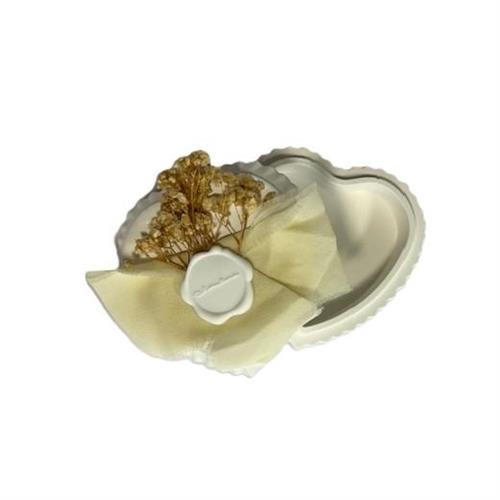 Scatolina di gesso a cuore con fiorellini profumati e fiocco avorio