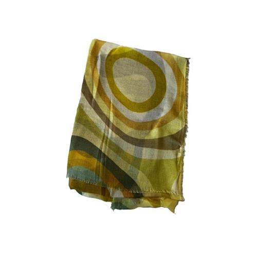 Pashmina in viscosa con fantasia sul giallo