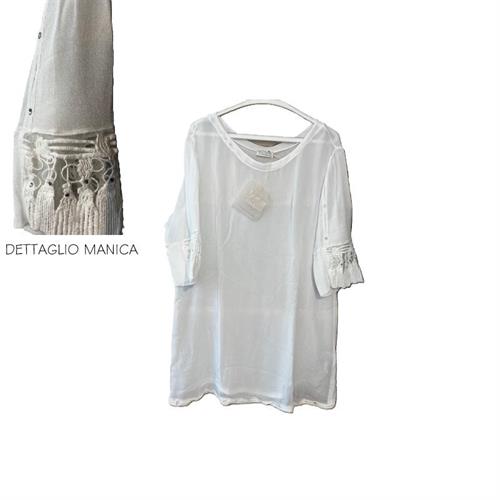 T-shirt scollo tondo e nappine bianco Arte Pura