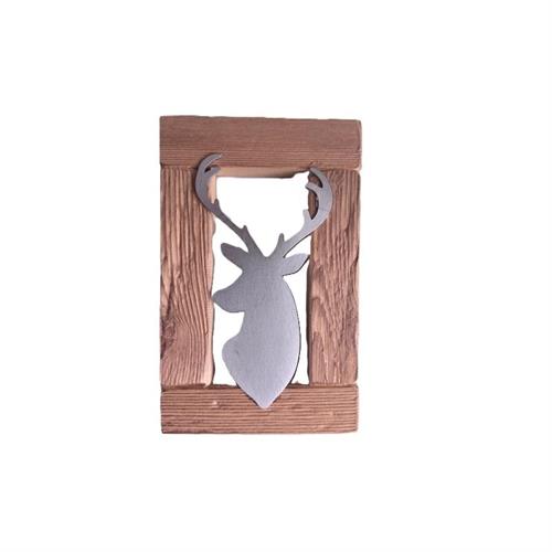 Quadro in legno con cervo in ferro